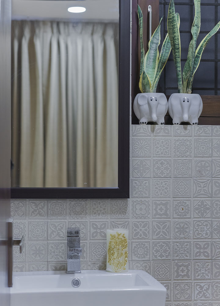 RESIDENCE-INTERIORS-POWDER-ROOM - AVGAI : AVGAI